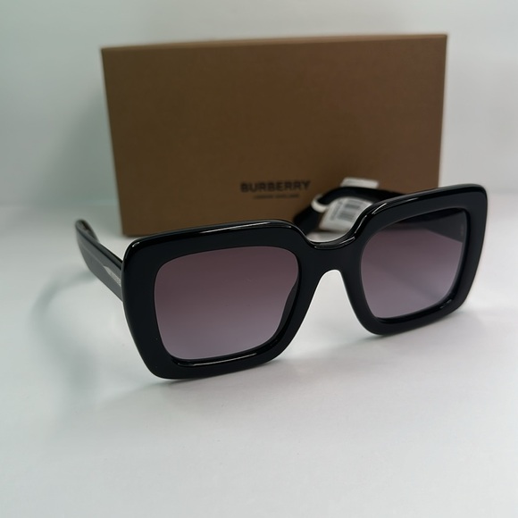 New Authentic Burberry Violet Gradient Square Ladies Sunglasses BE4284 37588H 52 - Picture 3 of 15